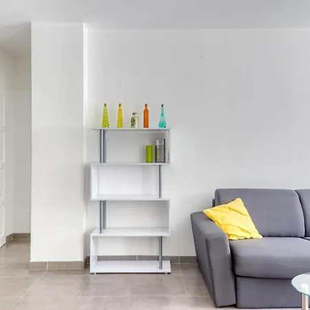 Automatic Check-in - Spacious 50m2 Flat - Quartier Du Port Nice