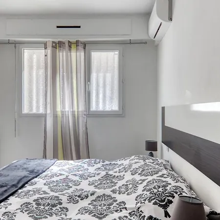 Automatic Check-in - Spacious 50m2 Flat - Quartier Du Port Apartment Nice